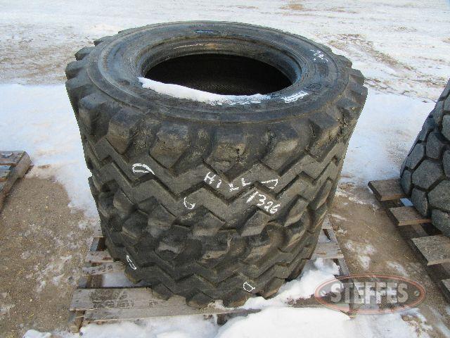 (2) 385-65R22.5 turf tires_0.JPG